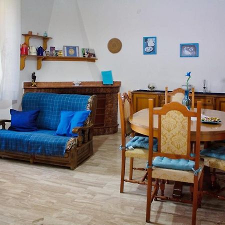 La Collina Dei Ciliegi Bed & Breakfast Sarule Bagian luar foto