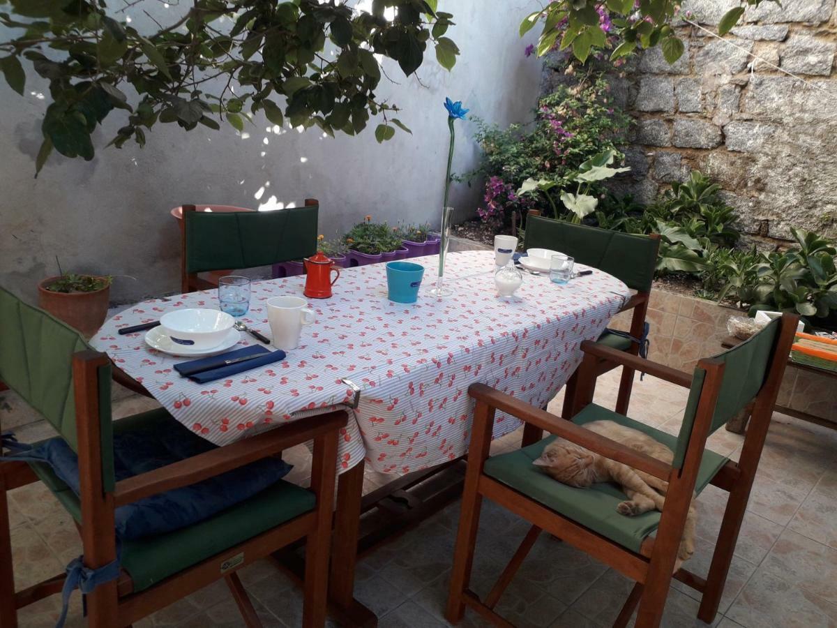 La Collina Dei Ciliegi Bed & Breakfast Sarule Bagian luar foto